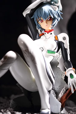 Rei Ayanami from Neon Genesis Evangelion (Volks Figure Figure Version)  [www.tentaclearmada.com]