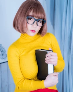 Kaho Shibuya - Velma Dinkley