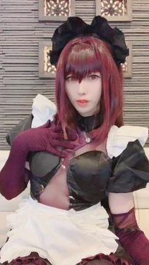 [艶兎] メイド師匠✌️