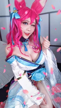 Vivid Vision - Spirit Blossom Ahri