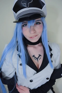 Bat Maisie - Esdeath Bat Maisie - Esdeath