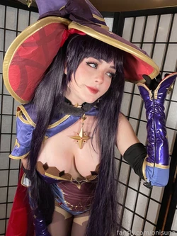 Onisuna - Mona