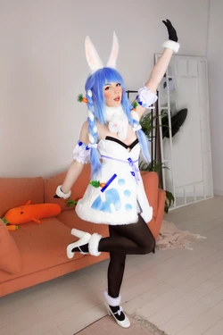 caticornplay - Pekora