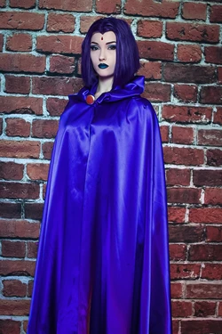 Chameleahn Cosplay - Raven