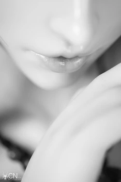 "Shi Ling" the Peking Opera Maid-Black & White by CNDOLL