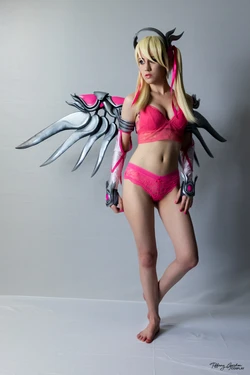 Tiffany Gordon Cosplay - Mercy