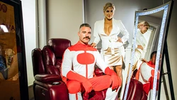 Omni-Man and Debbie Grayson