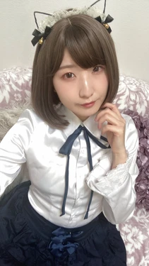 [milklimxxx]【DL限定】初めてのホテ撮で熟練カメコとのオフパコにハマった 初心者レイヤーは毎日えっちなことで頭がいっぱい 「気持ちいことってやめられない！ 今日もあなたとのレイヤー性活満喫してまーす♪」