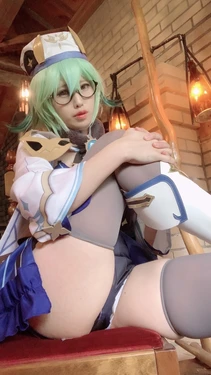 [艶兎] 100枚以上❗️原神のアンバーとスクロースの自撮り📸