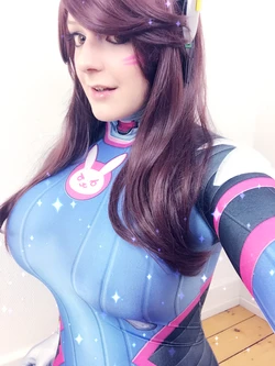 Vicki Valkyrie as D.va