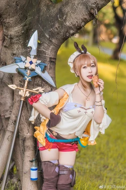 [三刀刀Miido] 莱莎的炼金工房Cosplay