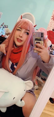 Junkenstein - School uniform Zero Two