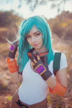Amy Thndrblt - Bulma (Dragon Ball)
