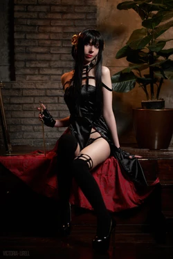 Victoria Lirell - Yor