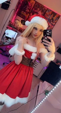 Peachybunnn - Santa Marin