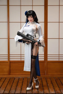 瓜希酱 - Type 95 Jade Noisette Rose (Girls Frontline)