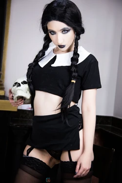 Kitty Honey - Wednesday