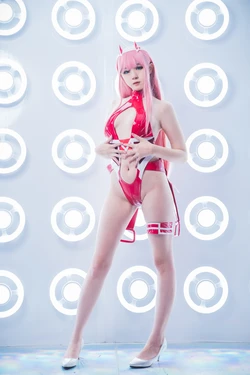 Hatori Sama - Zero Two