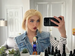 Miss Bri - Android 18