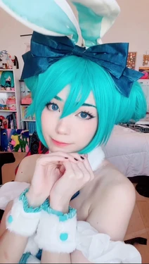 Emiru - Miku