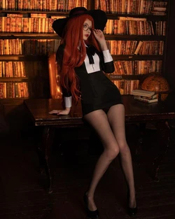 Tsuki Desu - Sylvia Sherwood