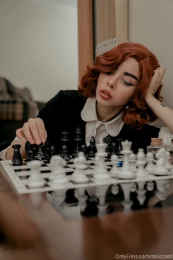 Amanda Welp - Beth Harmon