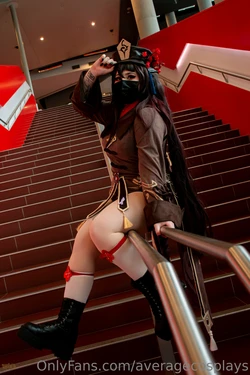 Average cosplays - Hu Tao