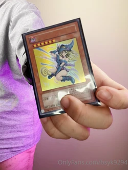 Smile Bibison - Dark Magician Girl