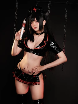ZinieQ - Kurumi Dark Nurse