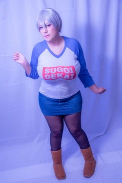 Laura Pyon - Uzaki-chan TOPLESS