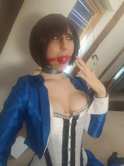 Frayedknot - Elizabeth