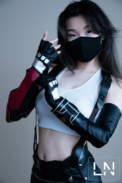 [lillienue] Tifa Lockhart Photoset