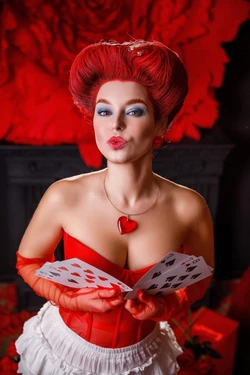 Ann Shakhovskaya - Queen of Hearts