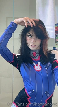 Hannahowo - D.Va