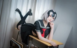 Halo_酱 - 黑贞校服