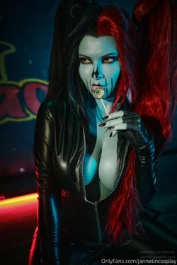 Jannet In cosplay - Zoey Chase