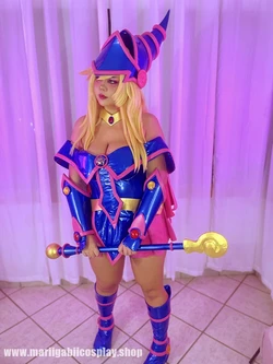 Dark Magician Girl - Yu Gi OH