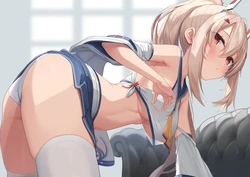 [U☆tsuki] Ayanami to Ushiro kara Ecchi (Azur Lane)