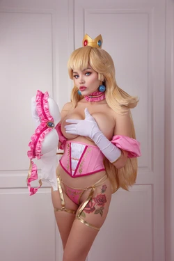 kalinka fox-princess peach