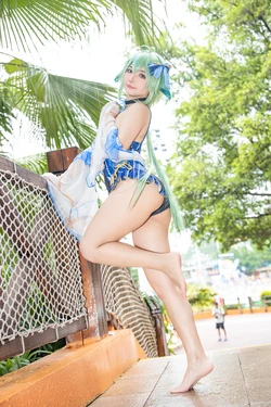 是三不是世-砂糖泳装