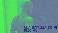 [Totomorda] Una intrusa en mi piscina