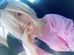 Megumi Koneko - Mashu selfies