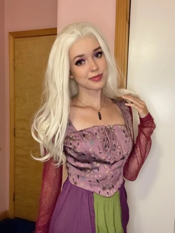 Emthefae - Sarah Sanderson