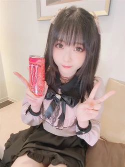 Shimo-Jirai Kei Girl