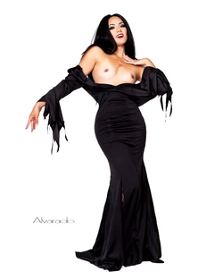 Joanie Brosas - Morticia