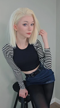 Celebi cosplay - Android 18