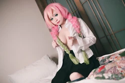 Meenfox cosplay Mitsuri Kanroji - Kimetsu no Yaiba