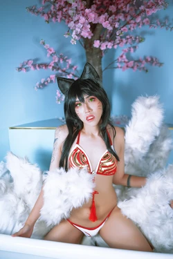 Emily Yunicorn - Ahri