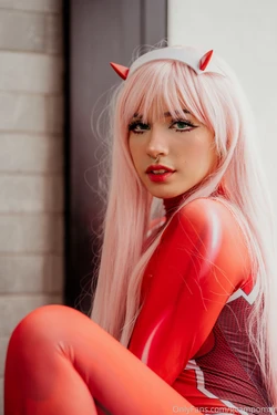 Giovanna Campomar - Zero Two