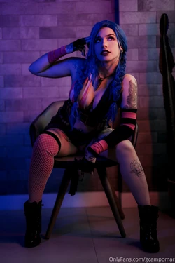 Giovanna Campomar - Jinx